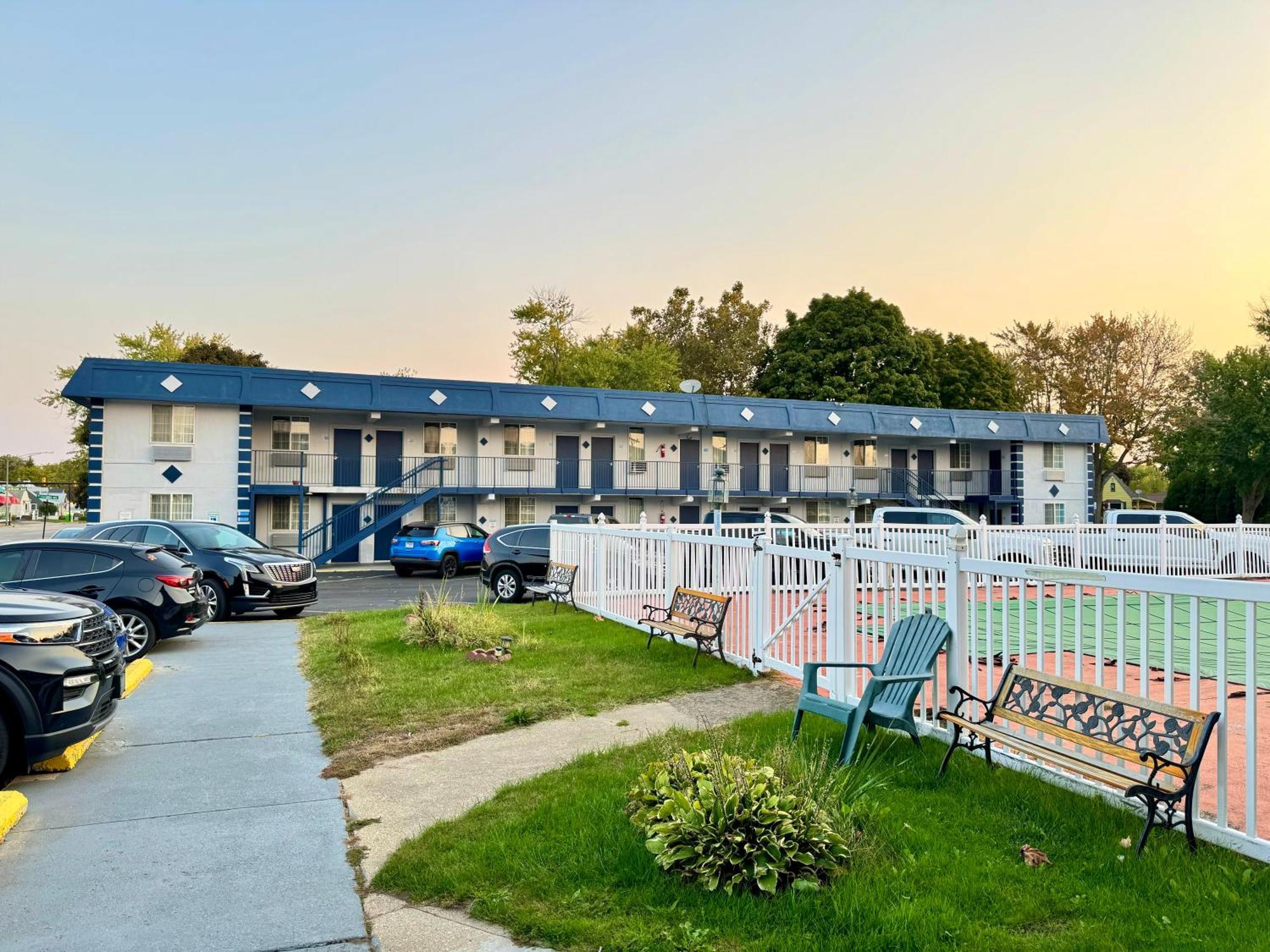 Rodeway Inn Saint Joseph Εξωτερικό φωτογραφία